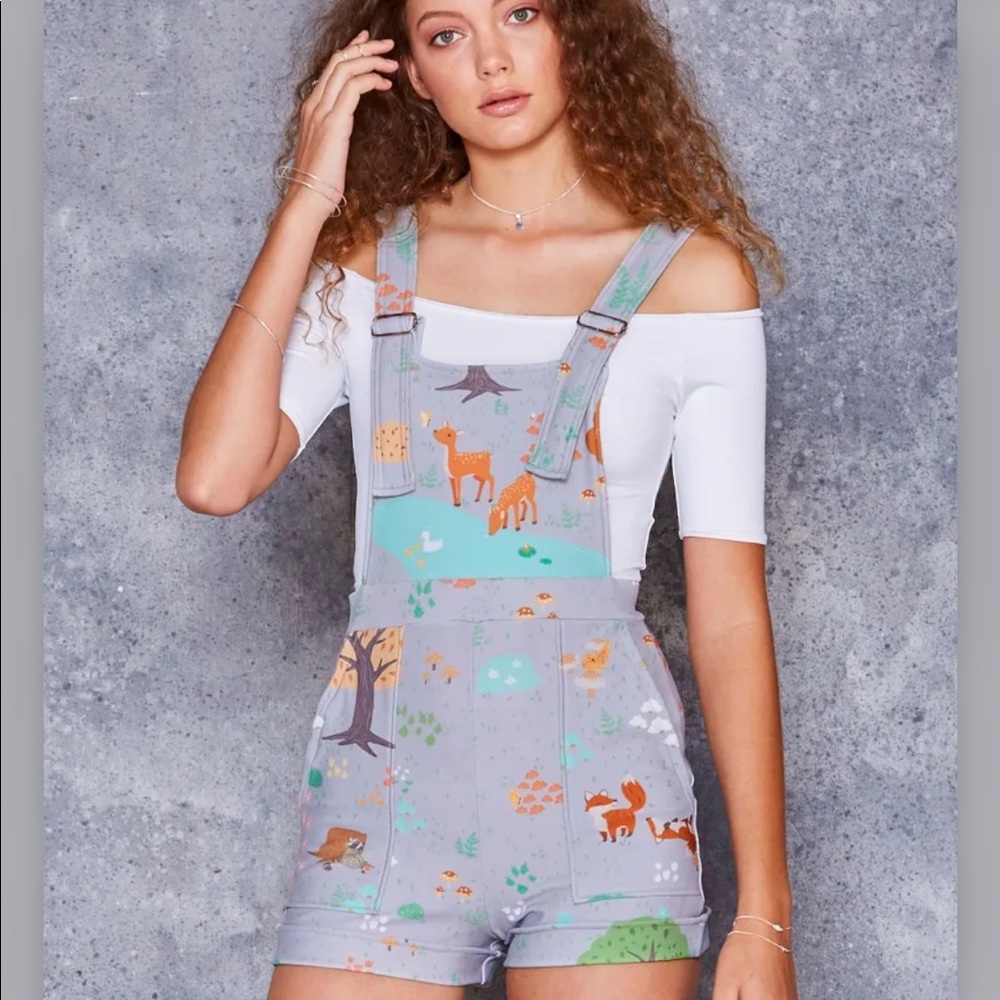 NWOT Blackmilk Scandinavian Forest Short Overalls Limited Size Medium